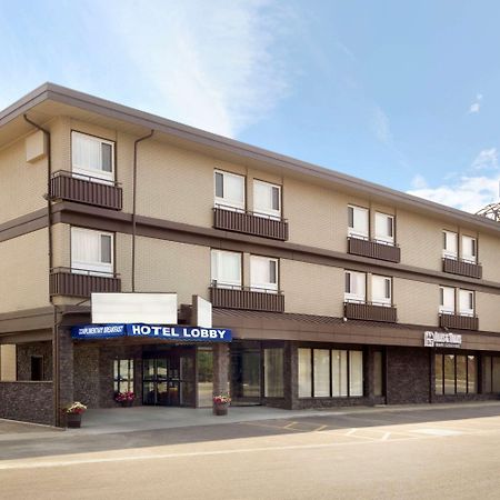 Travelodge By Wyndham Lethbridge Kültér fotó