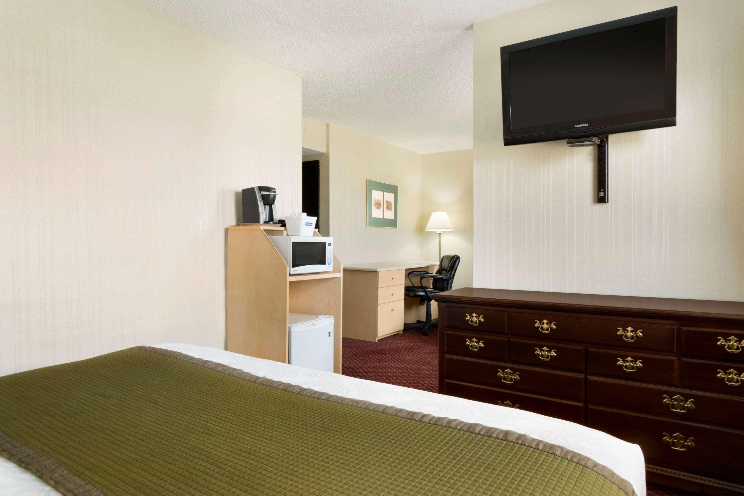 Travelodge By Wyndham Lethbridge Kültér fotó
