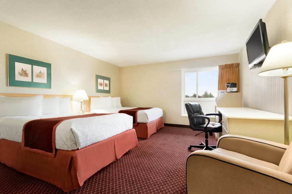 Travelodge By Wyndham Lethbridge Kültér fotó